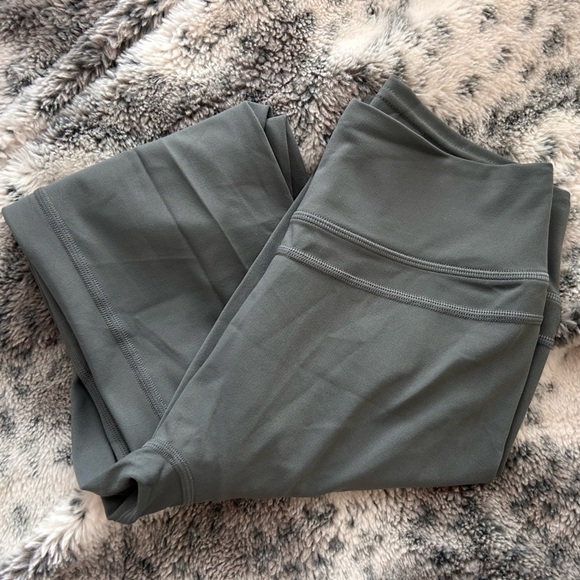 TomTiger High-Waisted Butt-Lifting Leggings - Picture 6 of 6